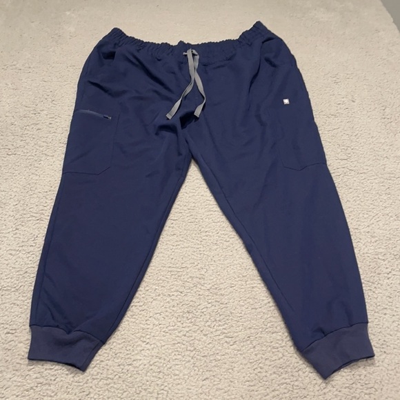 Figs Women's scrubs joggers Pants size XXL/P - Picture 2 of 6